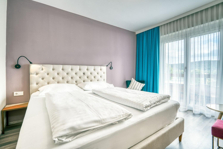 Bedroom 3, Hotel Eden Park Retro Chic Hotel, Villach Land