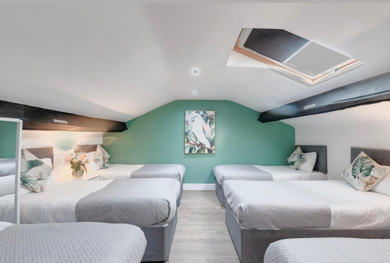 Bedroom 2, Elysium Liverpool, Sefton