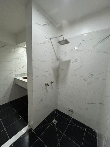 Bathroom 5, Suites Lima, Distrito Federal
