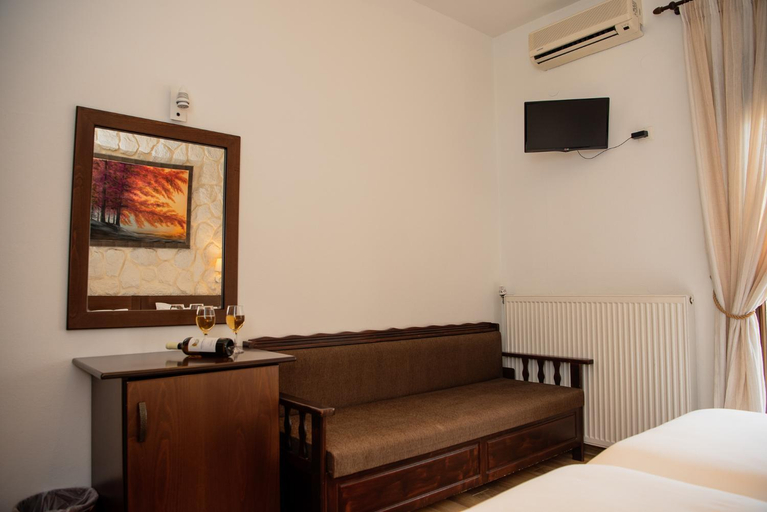 Bedroom 2, Hotel Agelis, Thessaly