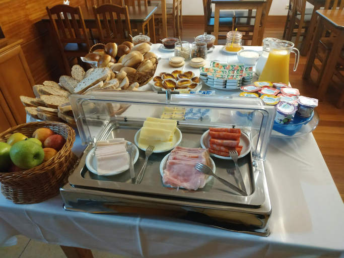 Food & Drinks 5, Hotel Comodoro, Corvo
