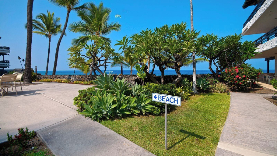 Beach/ocean view 2, Steps to the Ocean - Great Location -central AC - Vrkcv, Hawaii