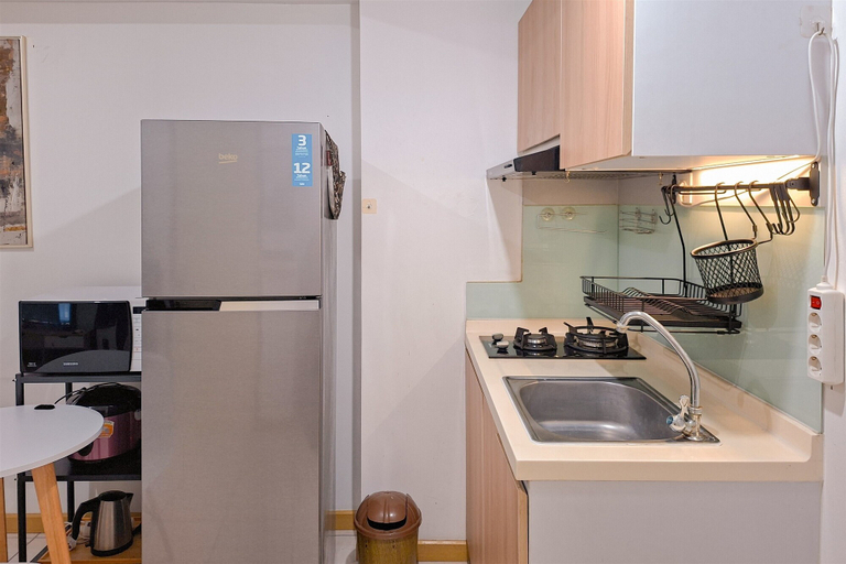 Private kitchen 2, Nice And Homey 2Br Apartment M-Town Residence, Tangerang