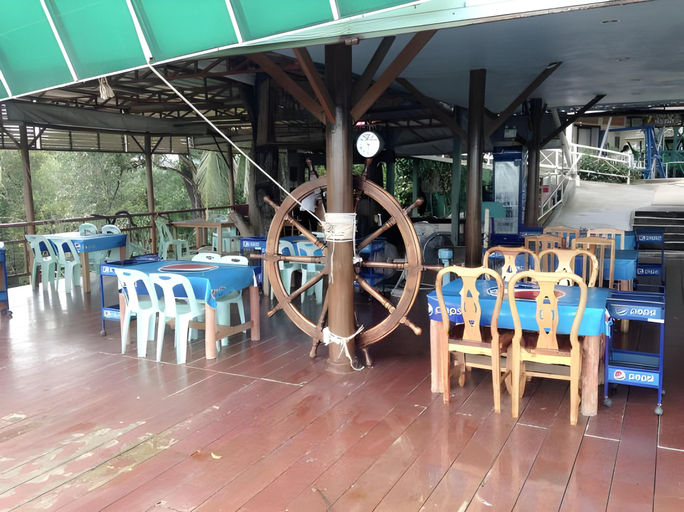 Food & Drinks 5, Siray House, Pulau Phuket