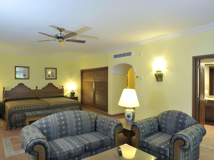 Bedroom 3, Riu Tequila - All Inclusive, Cozumel