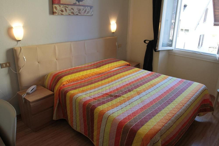 Bedroom 3, Hotel Domodossola, Verbano-Cusio-Ossola