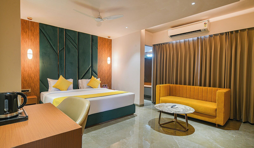 Bedroom 3, The Byke Stella Boutique Hotel, Indore