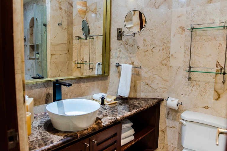 Bathroom 5, Maya Villa Condo Hotel, Cozumel