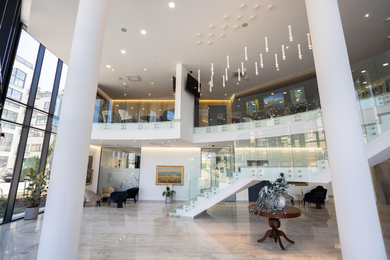 Others 5, Blue Star Luxury Hotel 4*, Stolichna