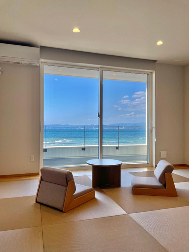 Bedroom 2, QUAYTH l キース, Shirahama