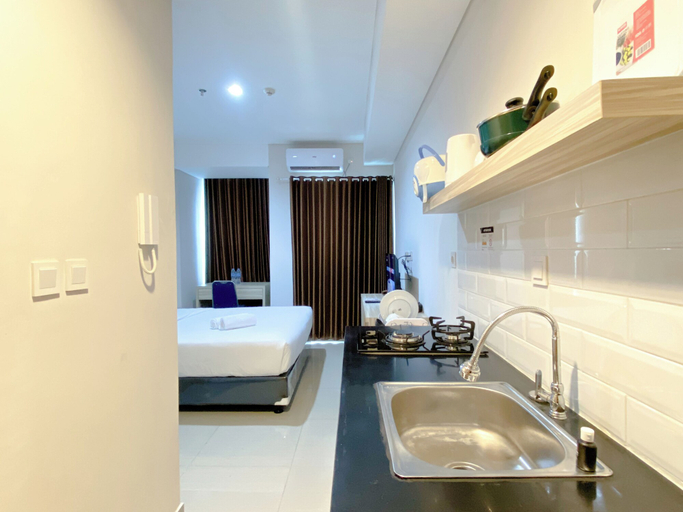 Private kitchen 5, Good Choice And Cozy Studio At Tamansari Iswara Apartment, Bekasi