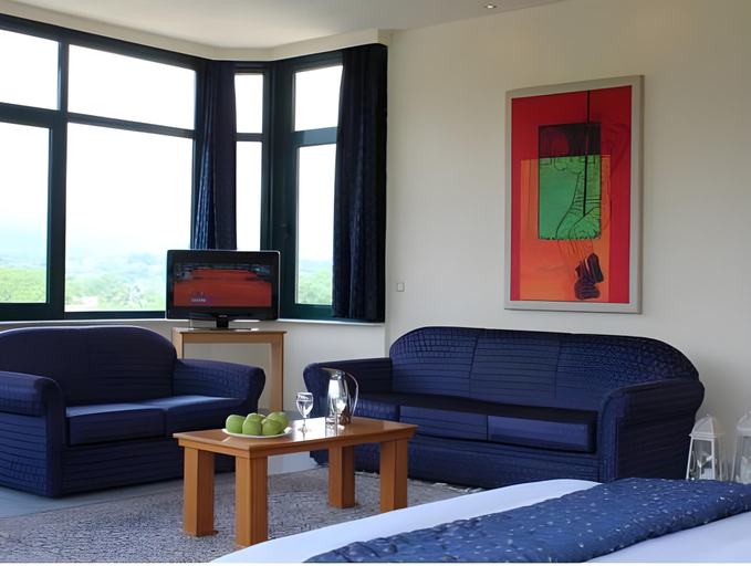 Bedroom 3, San Panteleimon, Central Macedonia