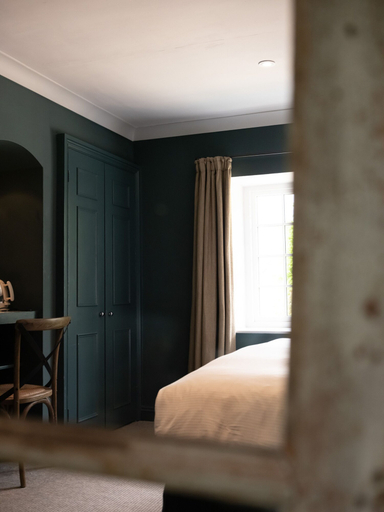 Bedroom 2, The New Inn, Gloucestershire
