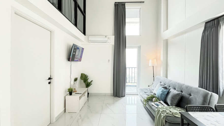 Living room, Spacious 3Br At Kingland Avenue Apartment, Tangerang
