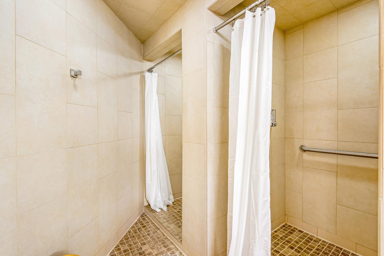 Bathroom 4, Iron Horse Resort D3084, Grand