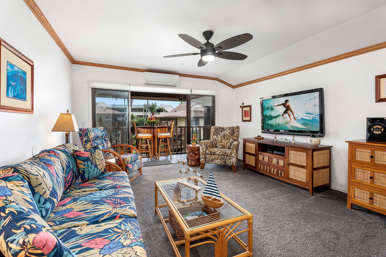 Living area 4, Fully Air-conditioned - Ocean View - Beautifully Renovated- Vrkcv, Hawaii