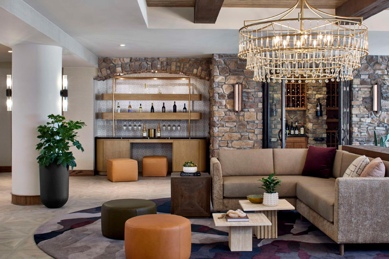 Public Area 4, Bellasera Hotel & Suites Paso Robles, Tapestry by Hilton, San Luis Obispo