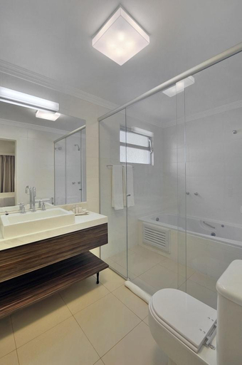 Bathroom 4, Hotel Deville Express Cascavel, Cascavel