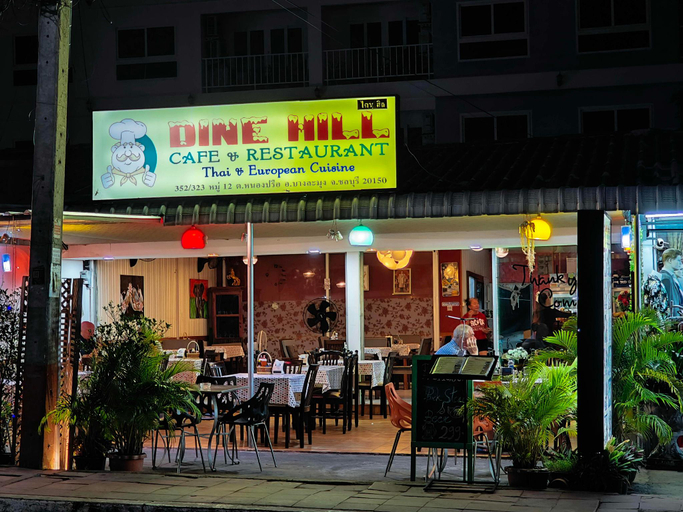 Restaurant 4, C-View Residence by Apartwell, Pattaya