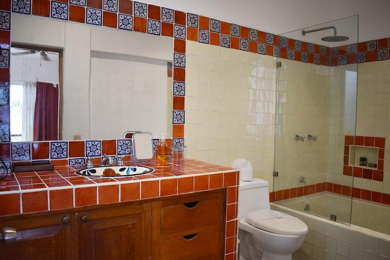 Bathroom 3, El Sol del Caribe 5ta Av. Apart Hotel, Cozumel