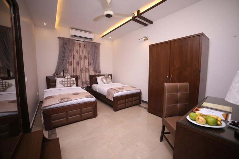 Bedroom 2, Zifan Hotel & Suites, Karachi