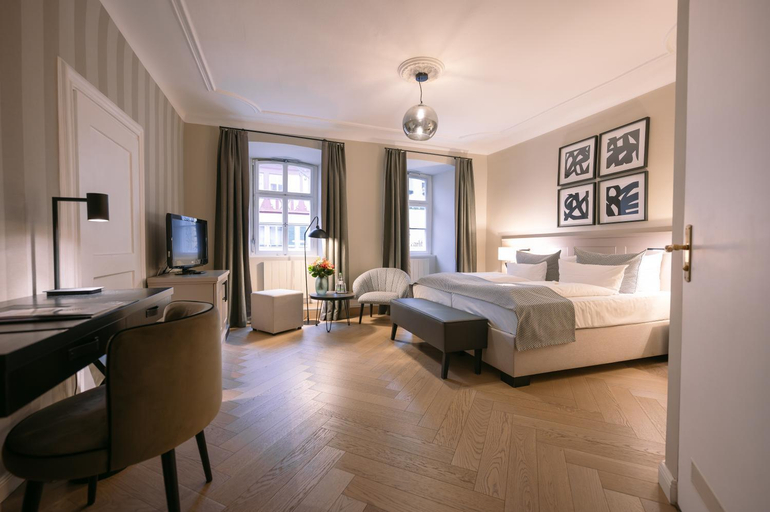 Bedroom 2, Eisenhut Hotel, Ansbach