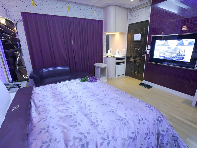 Bedroom 3, Laiyin Motel, Taoyuan
