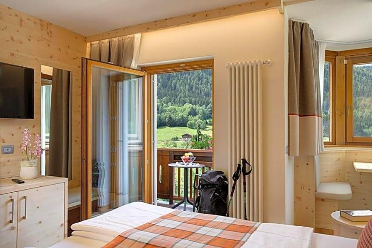 Bedroom 3, Active Hotel Monte Giner, Trento