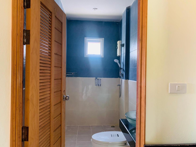 Bathroom 4, Unique Pool Villa, Pattaya