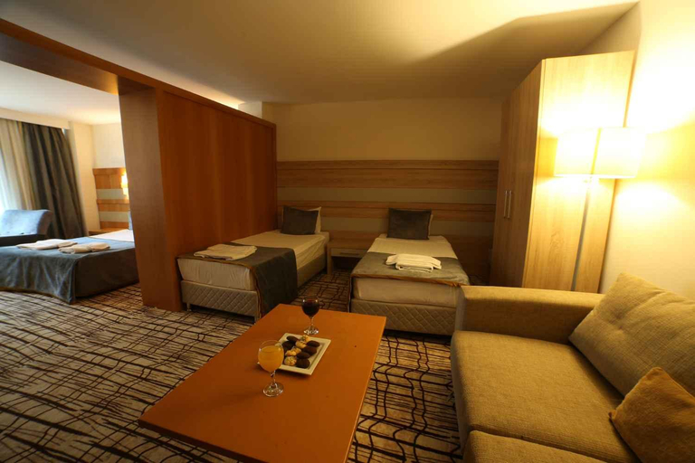 Bedroom 2, Burcman Hotel, Yıldırım
