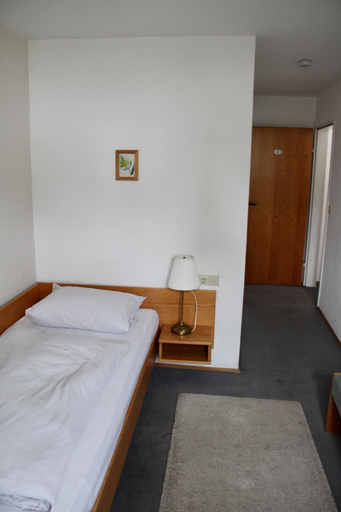 Bedroom 4, Schildwirtschaft Zum Rothen Ochsen, Biberach