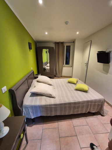 Bedroom 5, Hotel restaurant les pins, Var