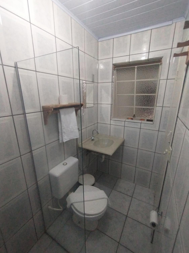 Bathroom 3, Pousada Acayaca, Diamantina
