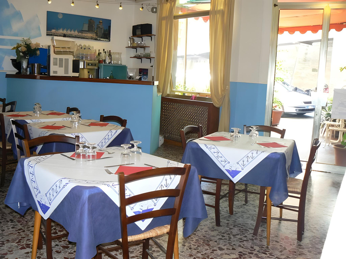 Food & Drinks 5, Albergo Nella, Imperia