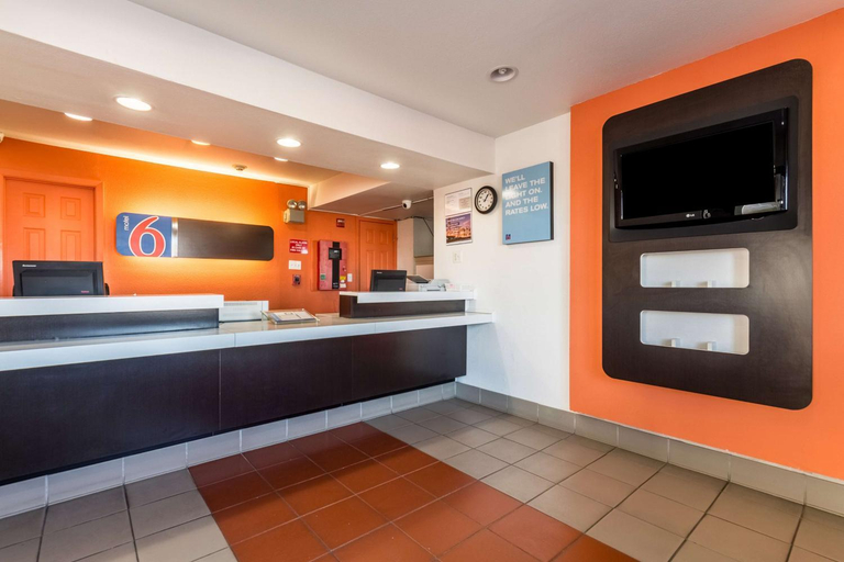 Public Area, Motel 6 Garland, TX - Dallas, Dallas