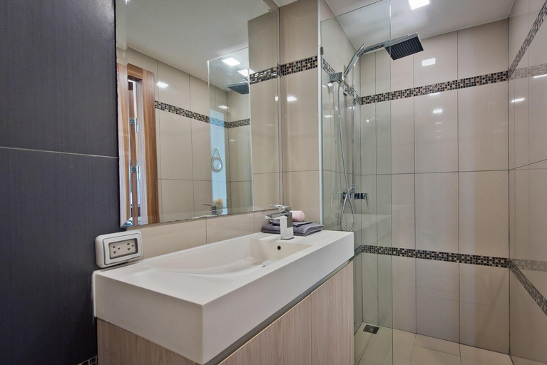 Bathroom 2, REFINED INTERIOR Studio in Laguna Beach Resort 2., Pattaya