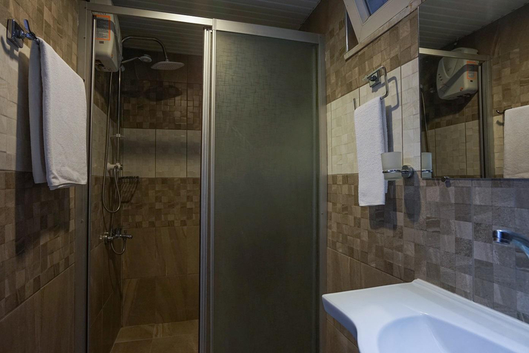 Bathroom 4, Bora Bora Butik Hotel, Alanya