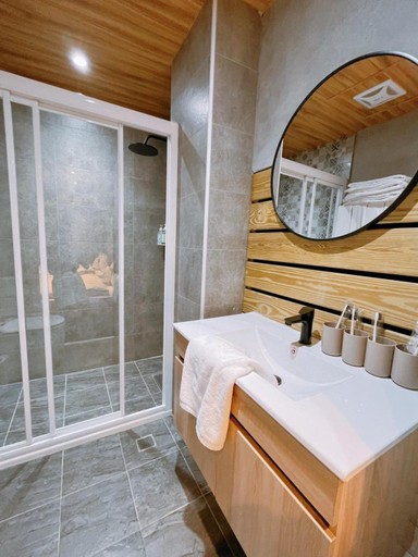 Bathroom 2, Sleepy Home Chain Homestay, Taitung