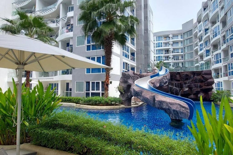 Exterior & Views 1, Grand Avenue Pattaya, 2 br, 2 baths, Pool-view, Pattaya