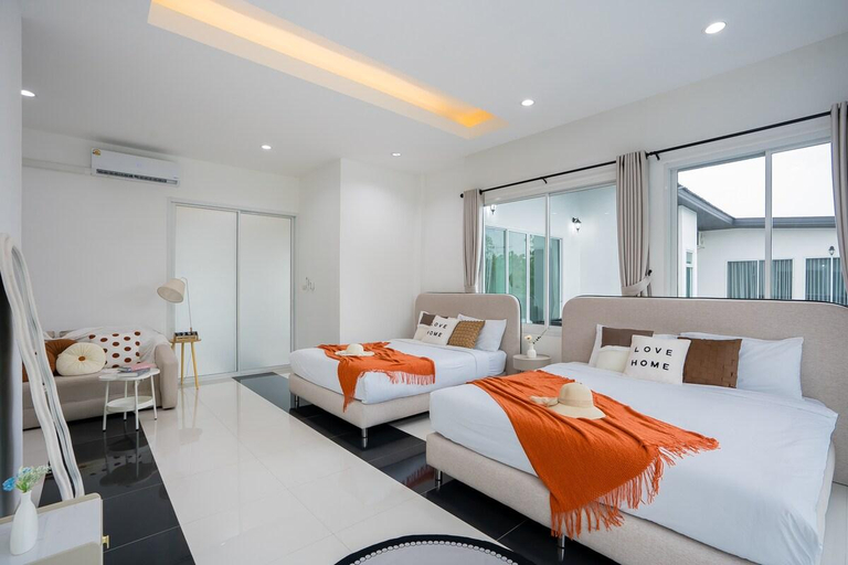 4, White Chocolate Pool Villa, Pattaya