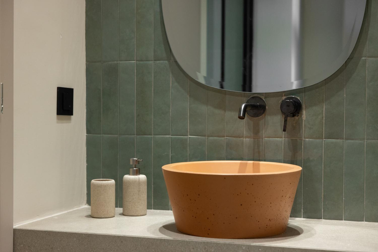 Bathroom 5, Cavo Marelia, South Aegean