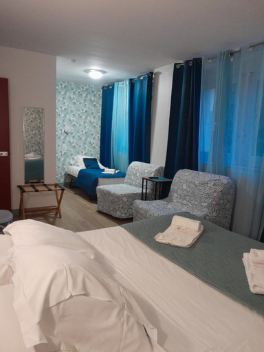 Bedroom 3, Hotel La Voilerie Cancale bord de mer, Ille-et-Vilaine