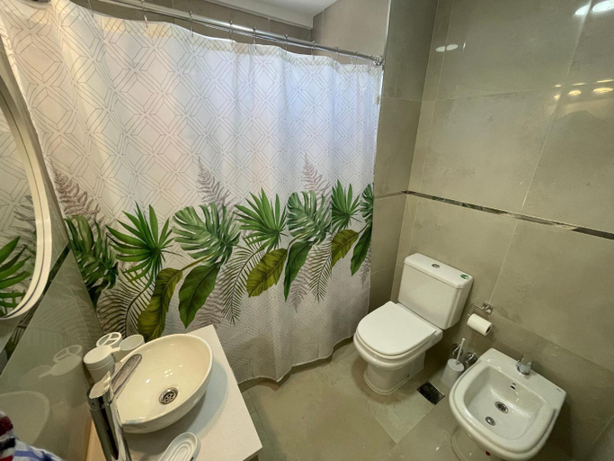 Bathroom 2, Luxury Temporary Rental with Pool in Caballito, Distrito Federal
