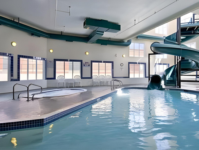 Sport & Beauty, Canalta Hotel Cochrane, Division No. 6