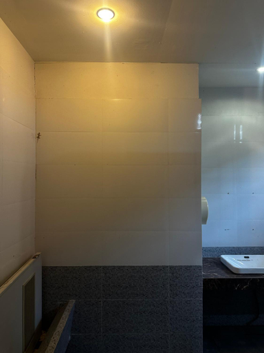 Bathroom 3, Honey moon hostel, Ko Samui