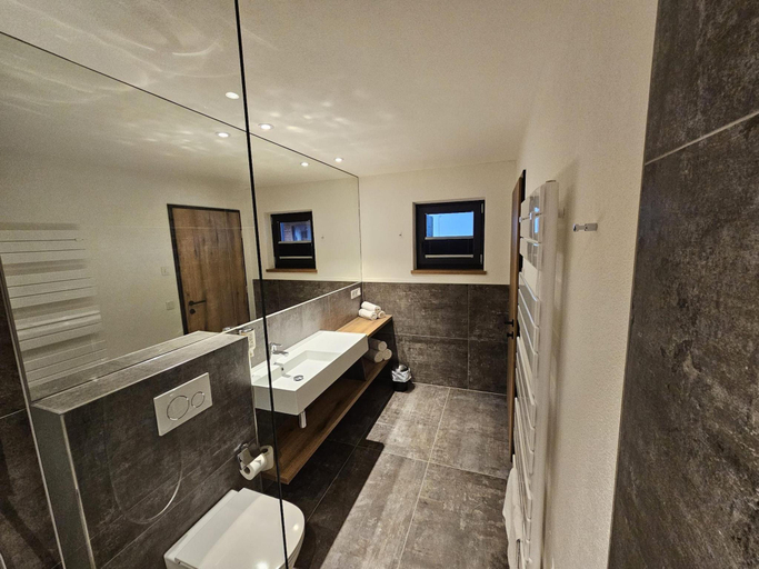 5, Chalet in Zillertal near Ski Slopes, Schwaz