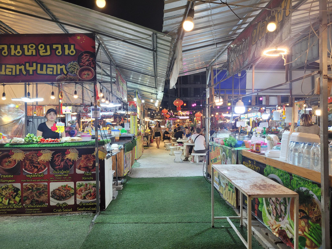 Food & Drinks 5, Sorot Jomtien Beach, Pattaya