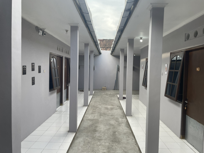 Others 5, Zahra Guesthouse Shar'i by QuStay, Sleman