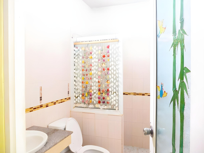 Bathroom 3, Rang Noknoy Resort at Kohlarn, Pattaya