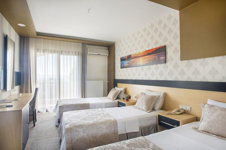 Bedroom 3, Berksoy Hotel, Bergama
